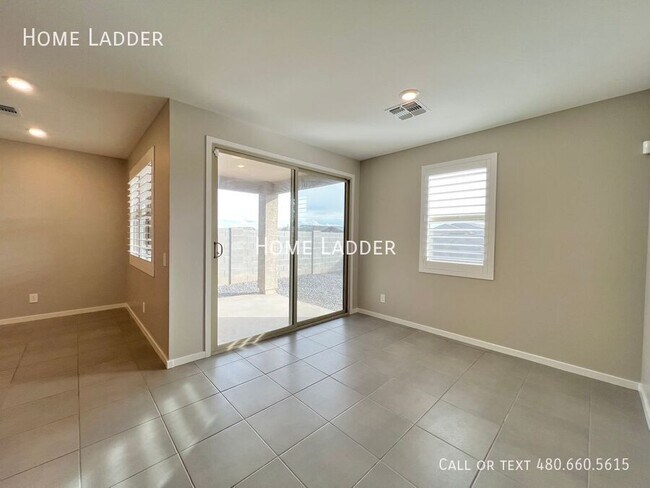 Building Photo - 41645 W Driftwood Ln