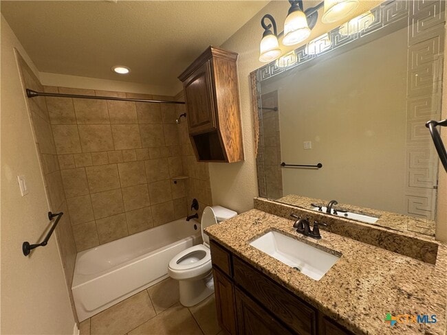 Building Photo - 2501 Traditions Dr