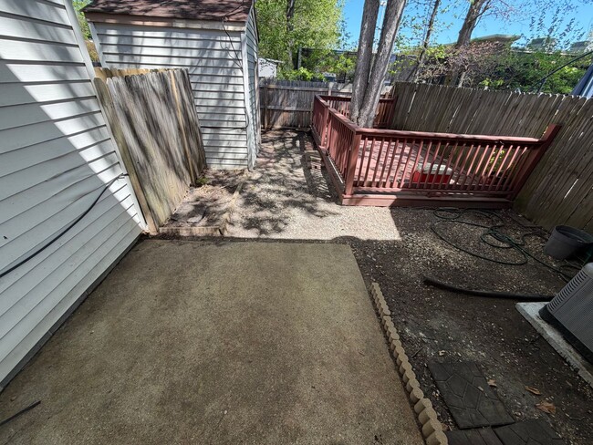 Building Photo - Georgetown Colony