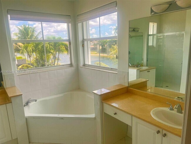 Building Photo - 11336 NW 47th Ln