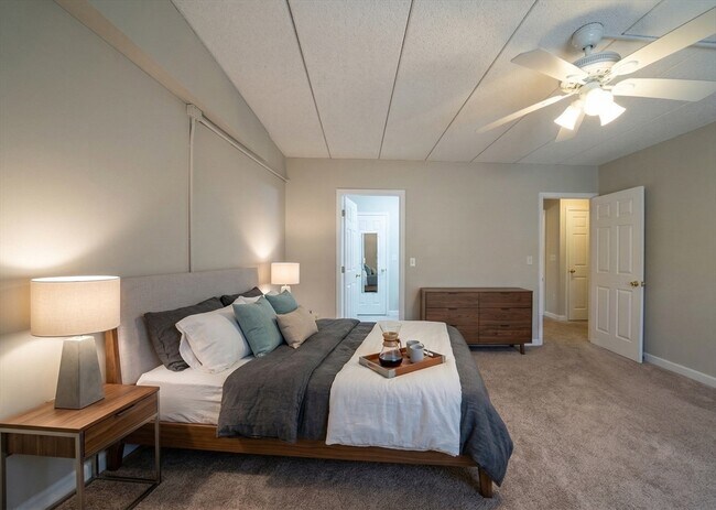 Building Photo - 16 Winter St