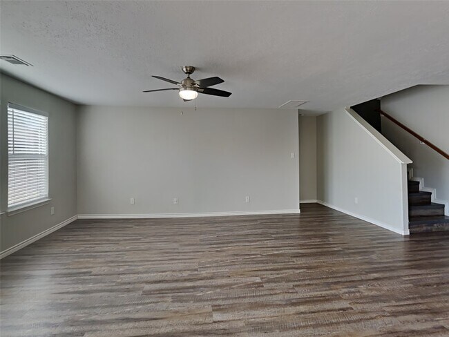 Building Photo - 6714 Hidden Colony Ln