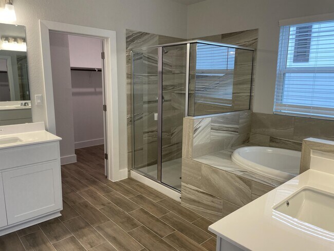 Building Photo - 151 Buckle Cove