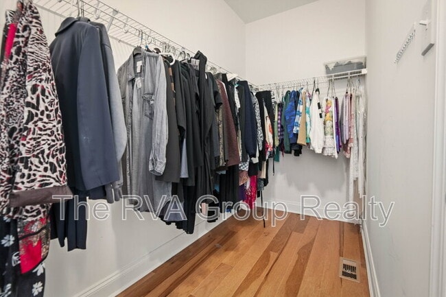 Building Photo - 5025 Rivermere Ln