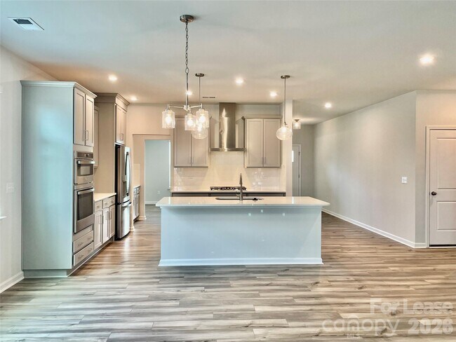 Building Photo - 3174 Laurel Brk Dr