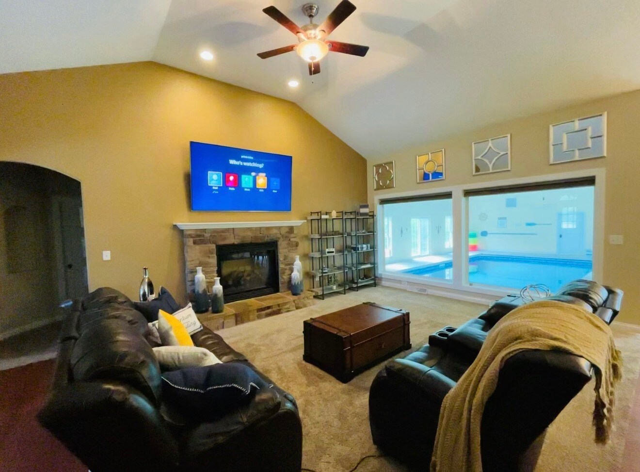 Building Photo - W209N11385 Reger Ct