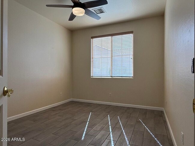 Building Photo - 935 Salida Ln