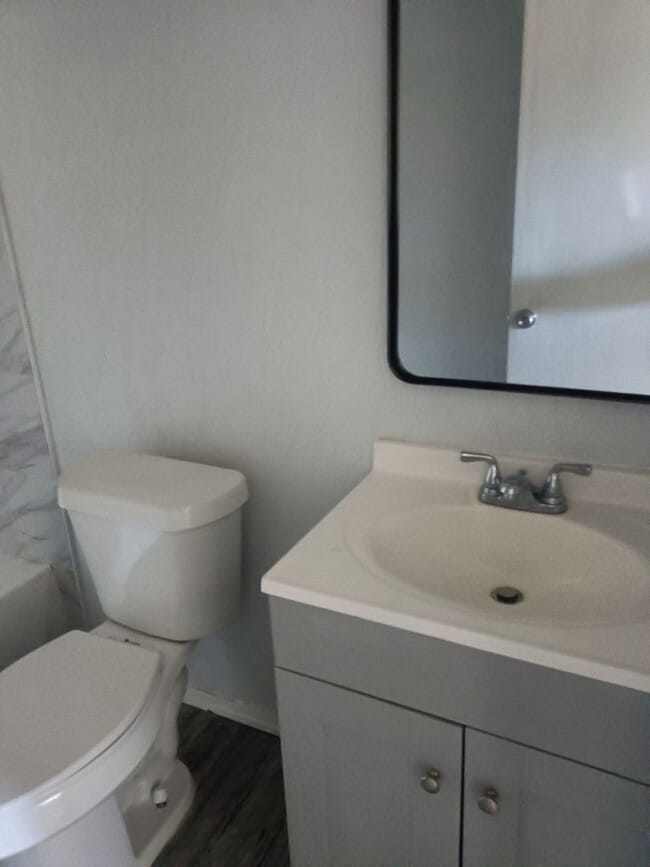 Building Photo - 1606 SE 61st St