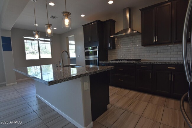 Building Photo - 250 E Wisteria Dr