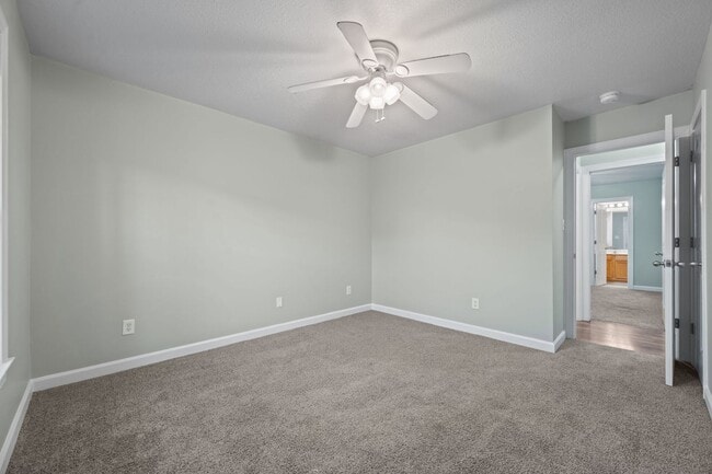 Building Photo - Welcome to Carolina Forest!