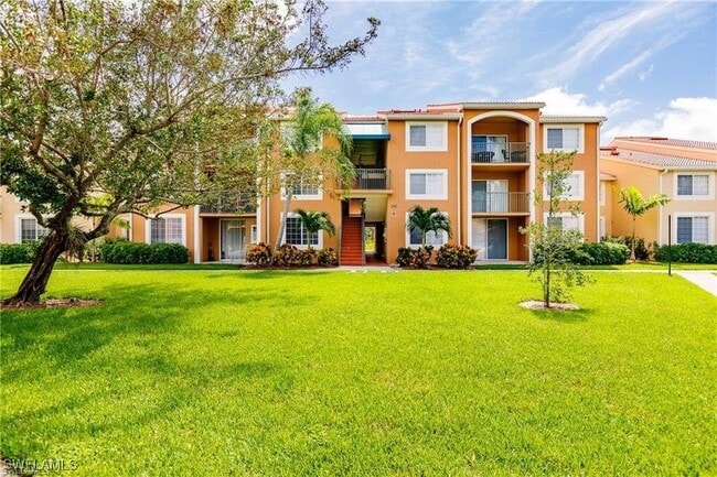 Building Photo - 1195 Wildwood Lakes Blvd