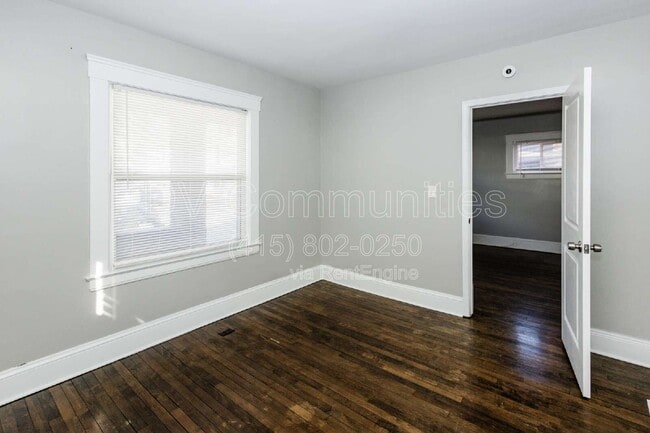 Building Photo - 2081 Halstead Ave