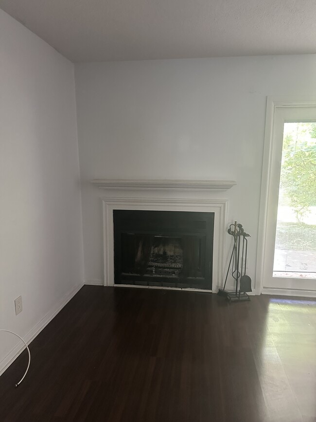 Building Photo - 2900 Heathstead Place