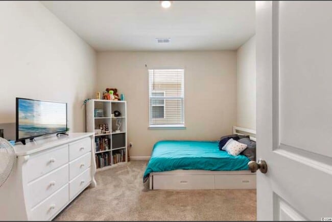 Building Photo - 979 Laurens Mill Dr