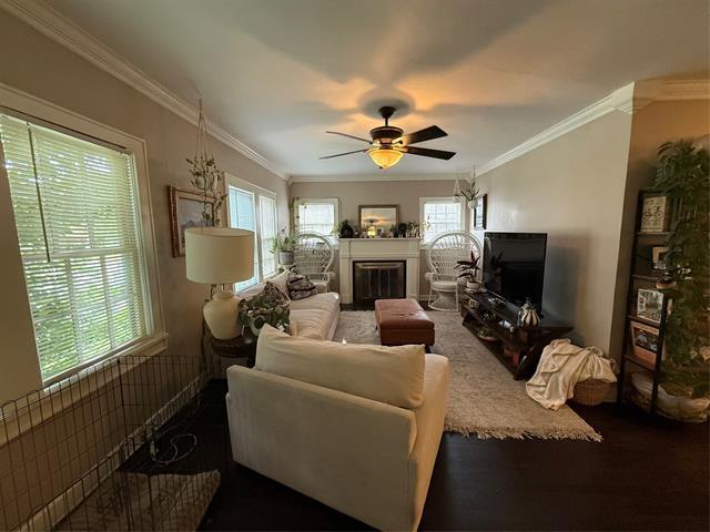 Building Photo - 2517 Honeysuckle Ave