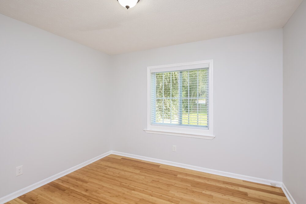 Building Photo - 1890 Lamplighter Way