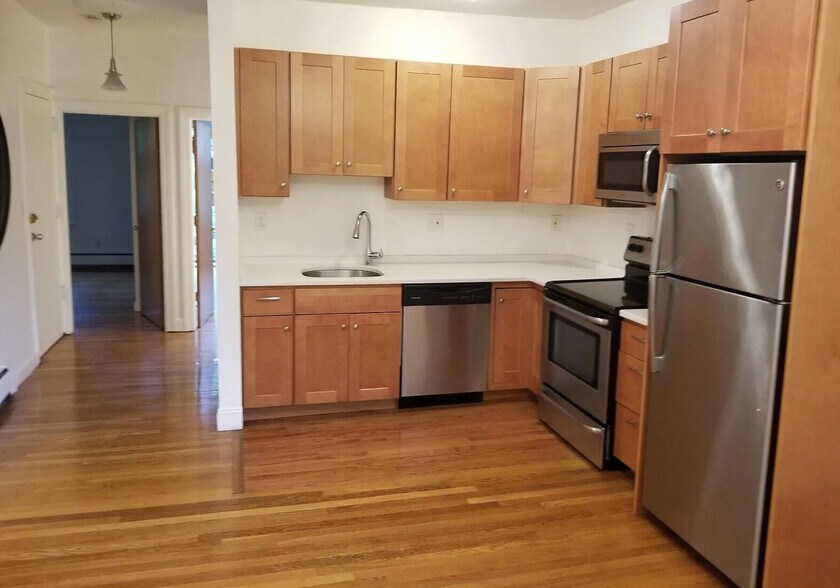 Building Photo - 43 E Springfield St