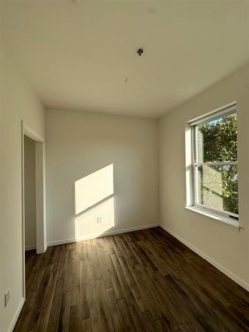 Building Photo - 203 Academy St