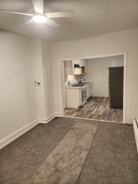 Building Photo - 46 Webster Pl