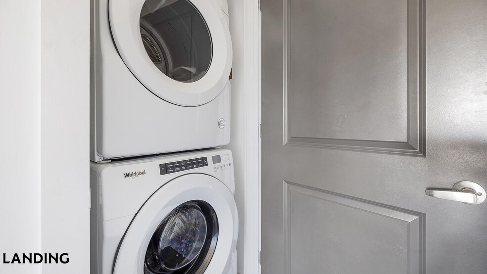 Building Photo - 44 Braves Ave