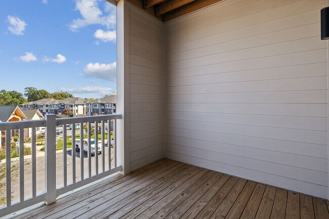 Building Photo - 1005 Scenic Loop Way
