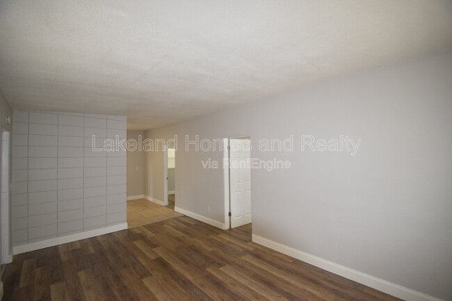 Building Photo - 730 26th St NW