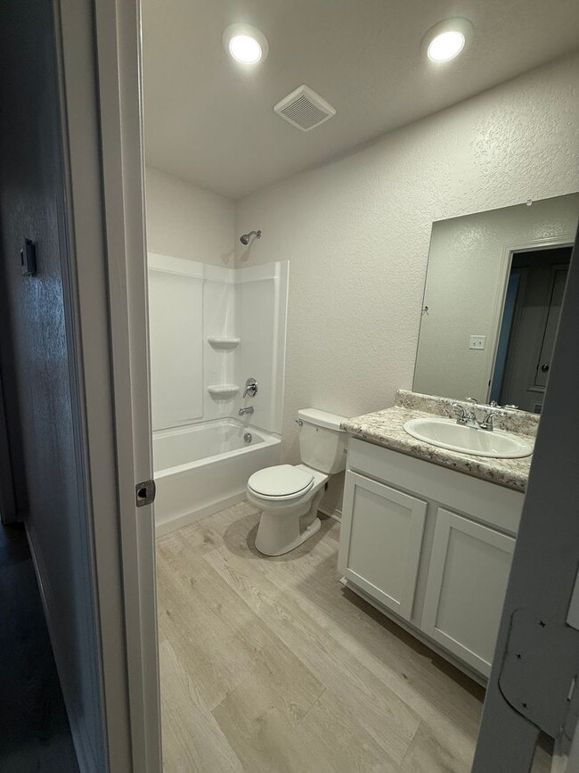 Building Photo - *Rent FREE until May1!* BRAND NEW Three Bedroom | Two Bathroom Home in Vilonia