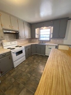 Building Photo - 7965 Woodleaf Rd