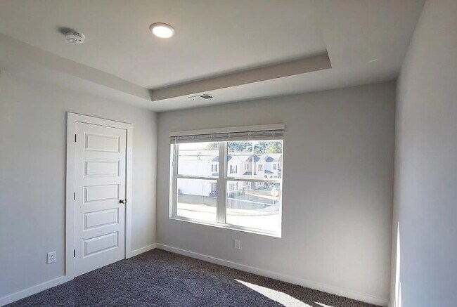 Building Photo - 6030 Barringer Ct