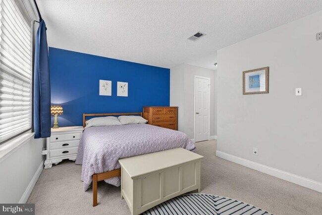 Building Photo - 12103 Green Ledge Ct