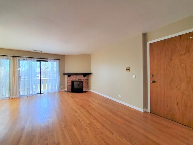 Building Photo - 733 Plum Tree Ct