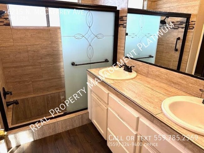 Building Photo - 6215 N McCaffrey Ave