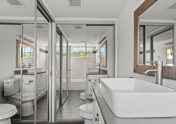 Building Photo - Ashton Square