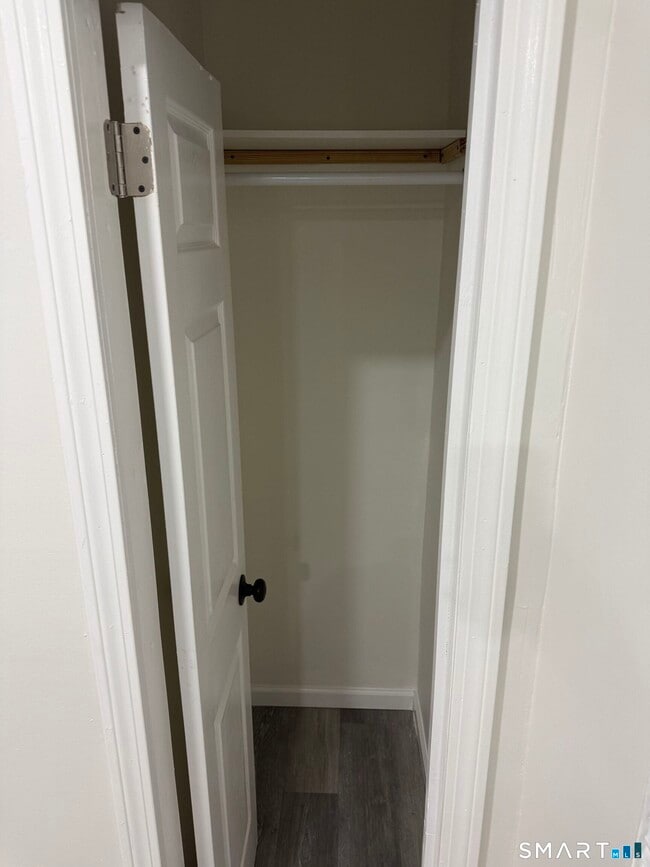 Building Photo - 38 New Haven Ave