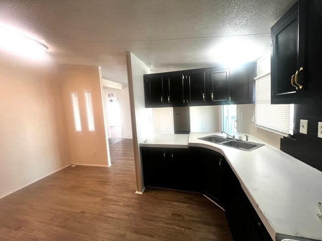 Building Photo - 69 D St