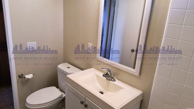 Building Photo - 777 Cypress Ave