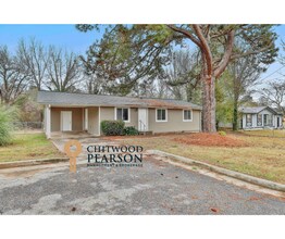 Building Photo - Cozy 3bd/1ba in Hampton.