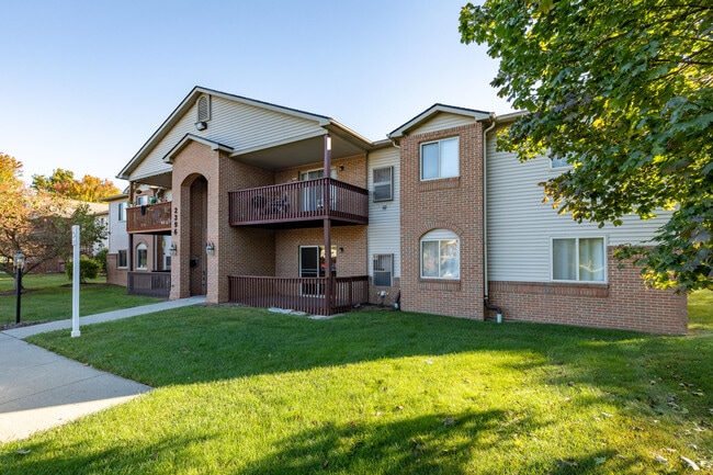 Building Photo - 2396 Quarterback Ct