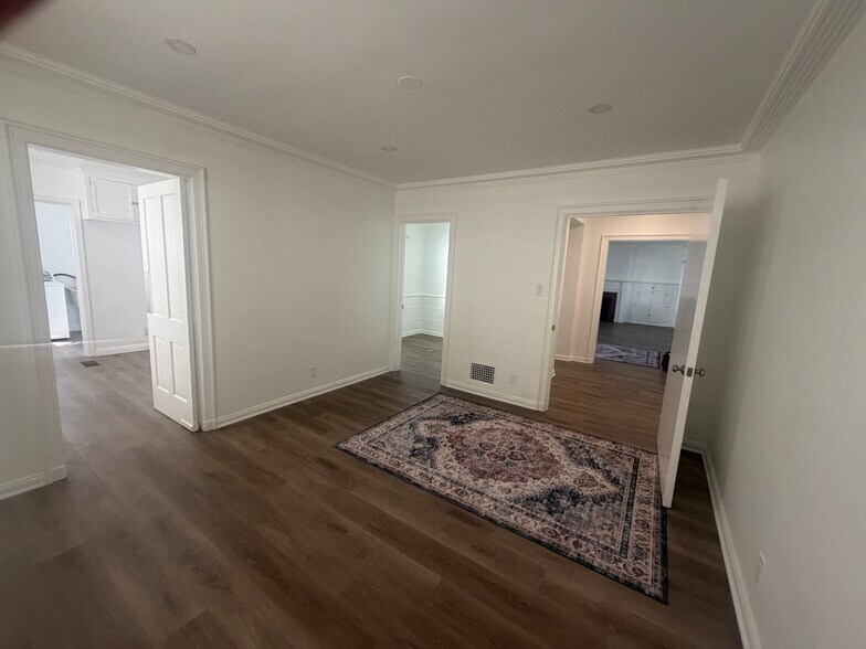 Dining Room - 3645 Monon St