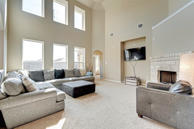 Building Photo - 907 River Delta Ln