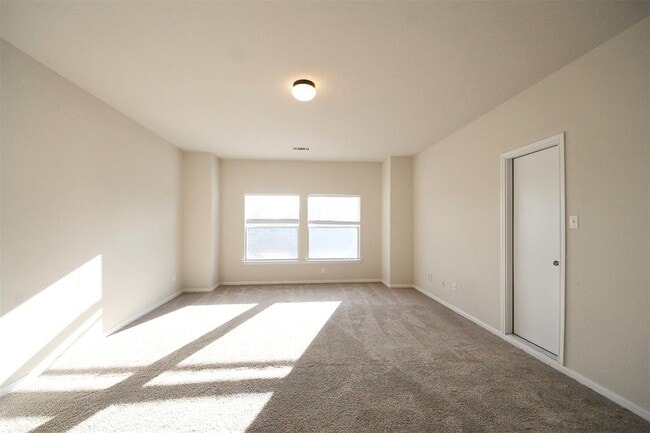 Building Photo - 11401 Barbrook Cove