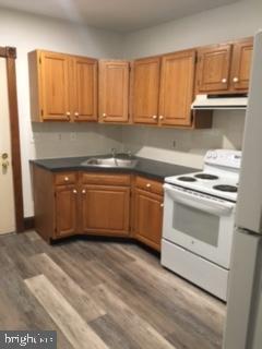 Building Photo - 317 E Lancaster Ave