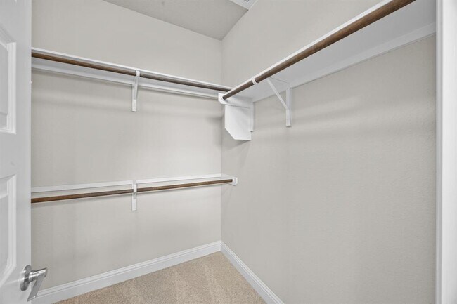 Building Photo - 213 Graver St