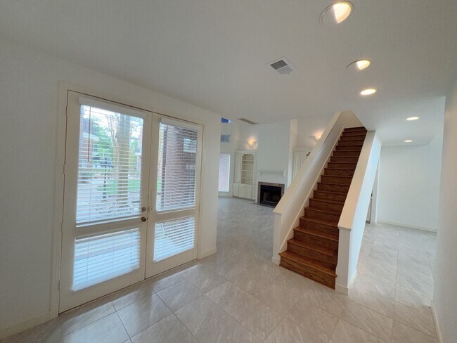 Building Photo - 11852 Taylorcrest Rd