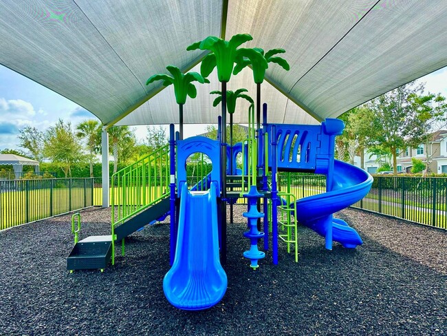 Building Photo - 15377 Green River Ct