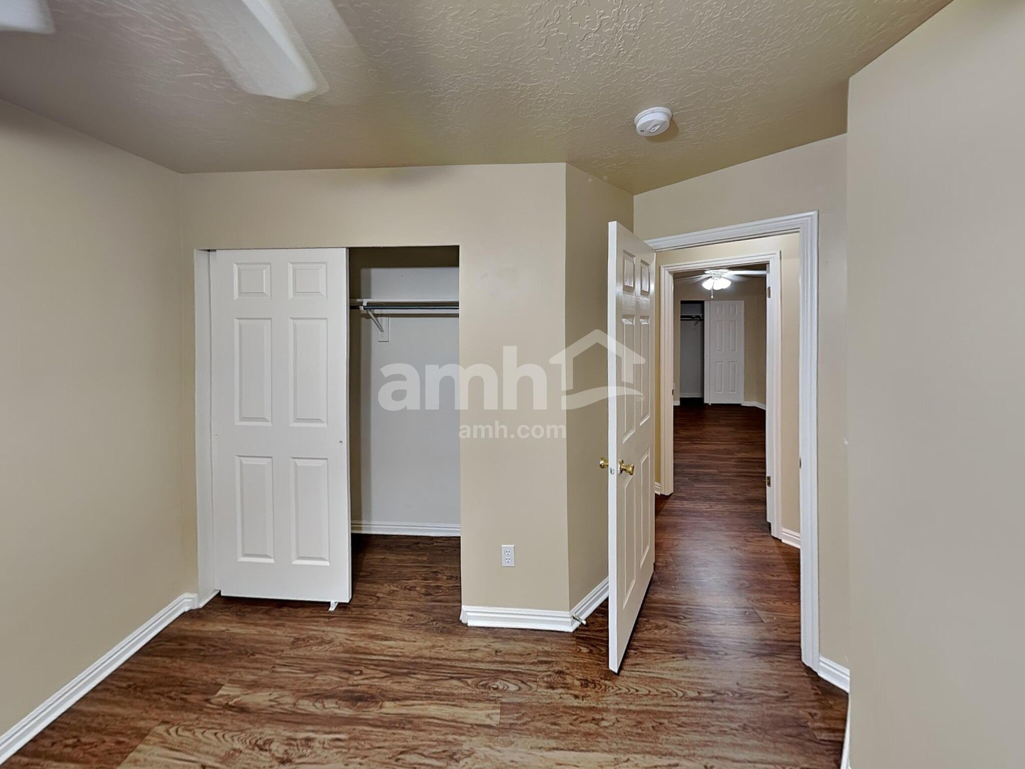 Building Photo - 536 S 925 E