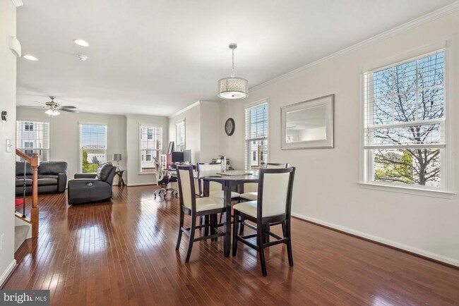 Building Photo - 41687 Wellstone Terrace