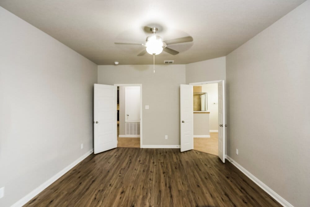 Building Photo - 15112 Dione Bend