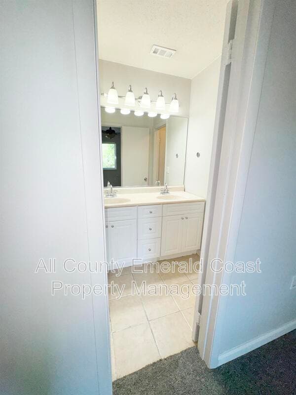 Building Photo - 114 Opp Blvd NE