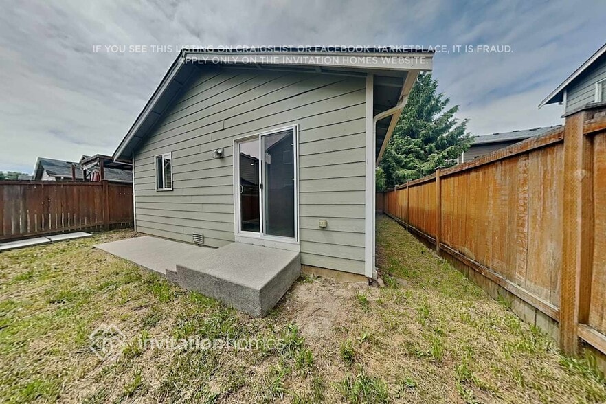 Building Photo - 14723 46th Ave NE